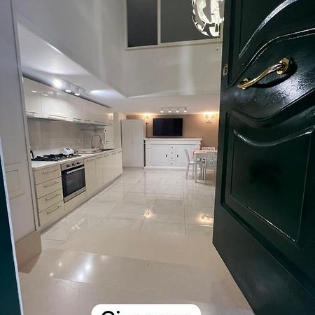 Life House Apartment Naples Luaran gambar