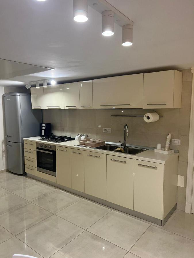 Life House Apartment Naples Luaran gambar