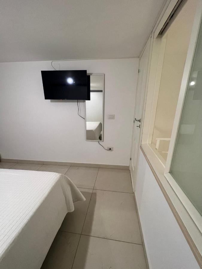 Life House Apartment Naples Luaran gambar