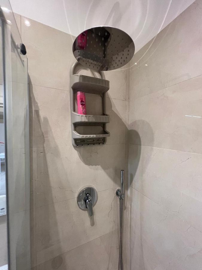 Life House Apartment Naples Luaran gambar